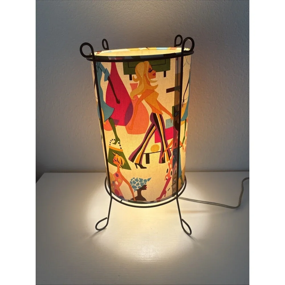 Vtg Tonner Dolls Fashion Wardrobe Print Lamp MCM Modern Century 50s Kitsch